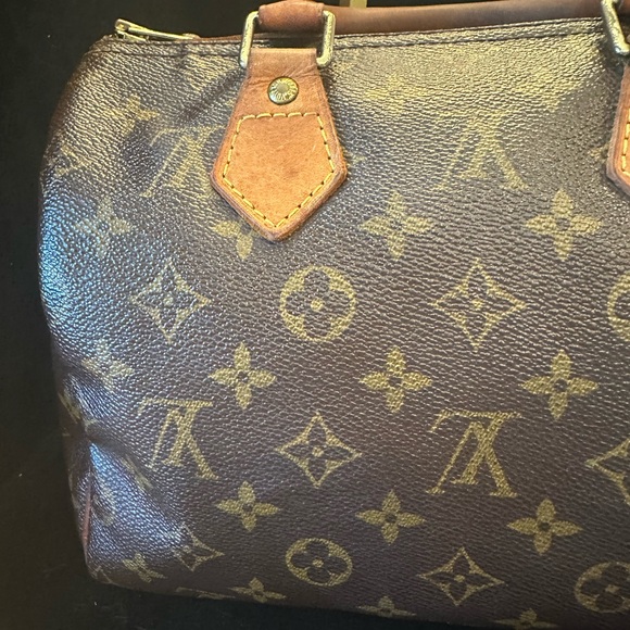 Louis Vuitton Brown Vintage Speedy 25 Monogram Satchel - Picture 4 of 16